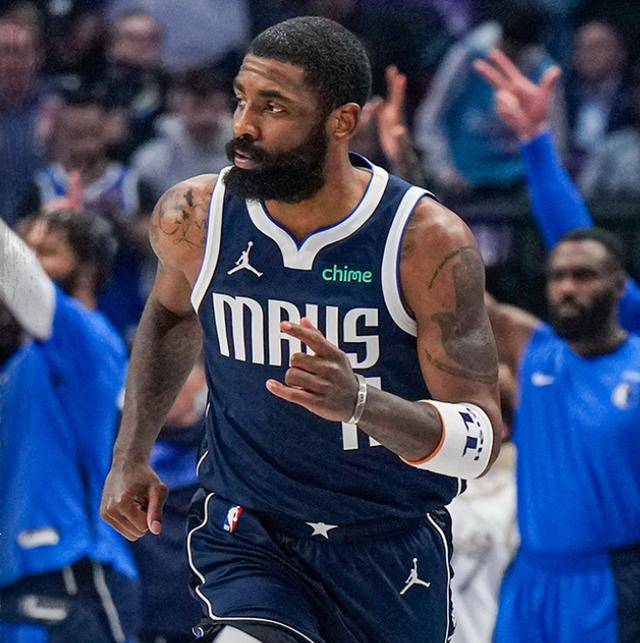 书接上回！广州龙狮官宣：球队与主教练米切尔完成续约