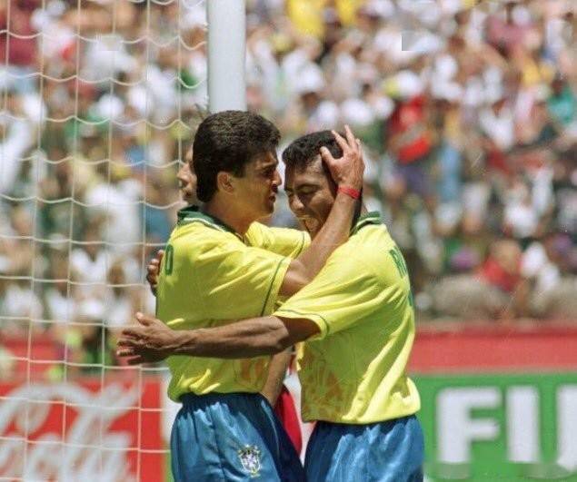 靠近他人副 靠近他人副